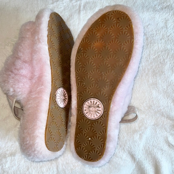 UGG fluff yeah slide - Picture 4 of 5